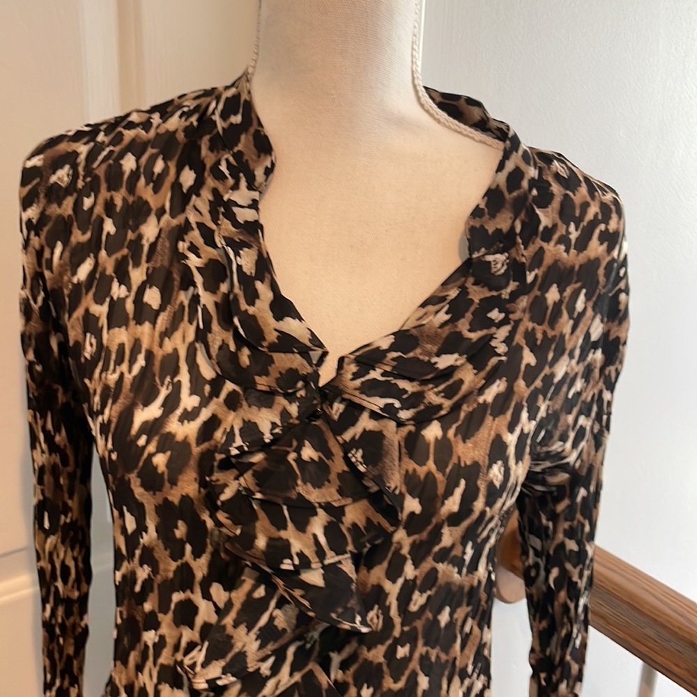 Caché Vintage Animal Print Ruffled Top - Picture 4 of 11